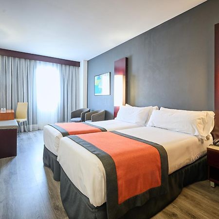 Catalonia Sabadell Hotel Exterior photo
