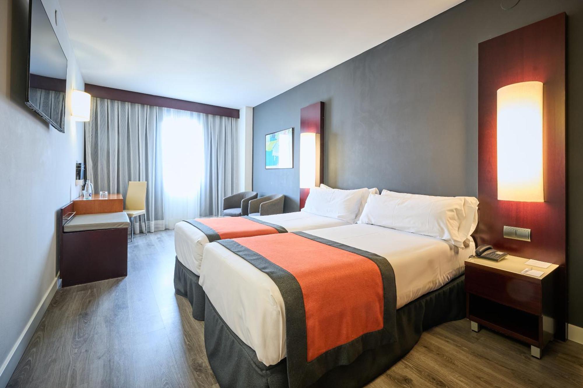 Catalonia Sabadell Hotel Exterior photo