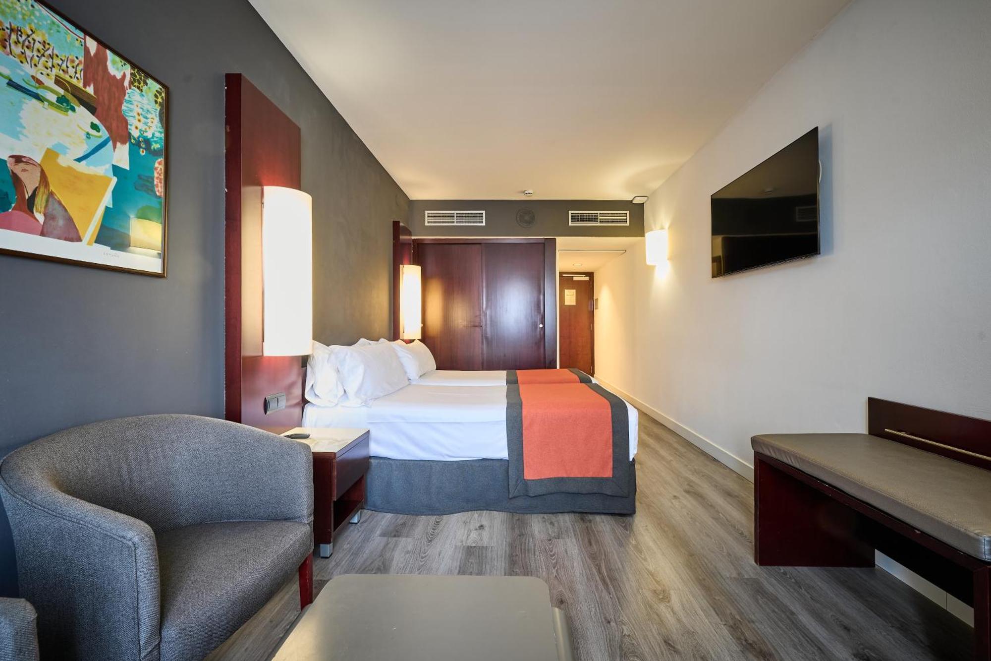 Catalonia Sabadell Hotel Room photo