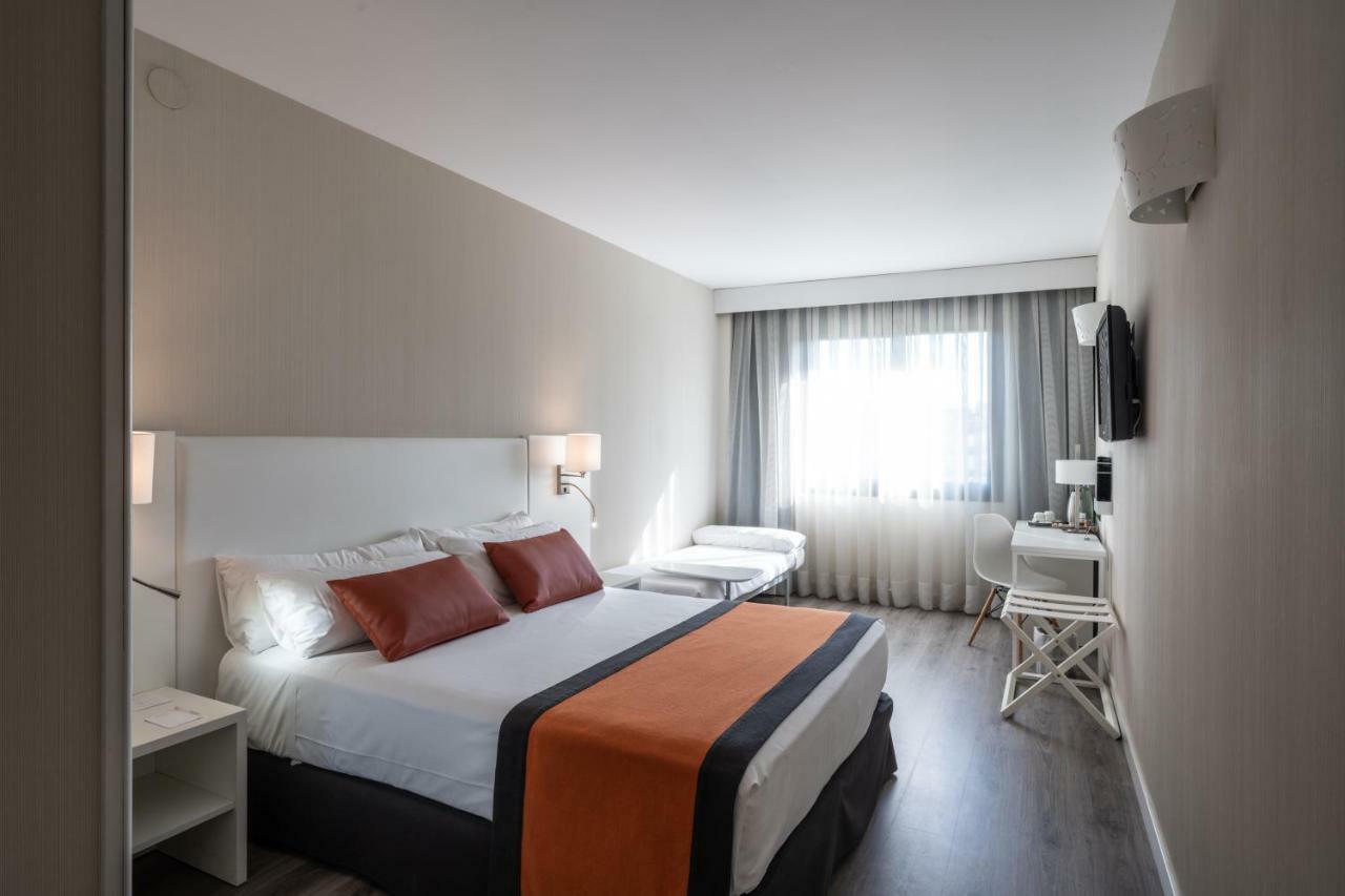 Catalonia Sabadell Hotel Exterior photo